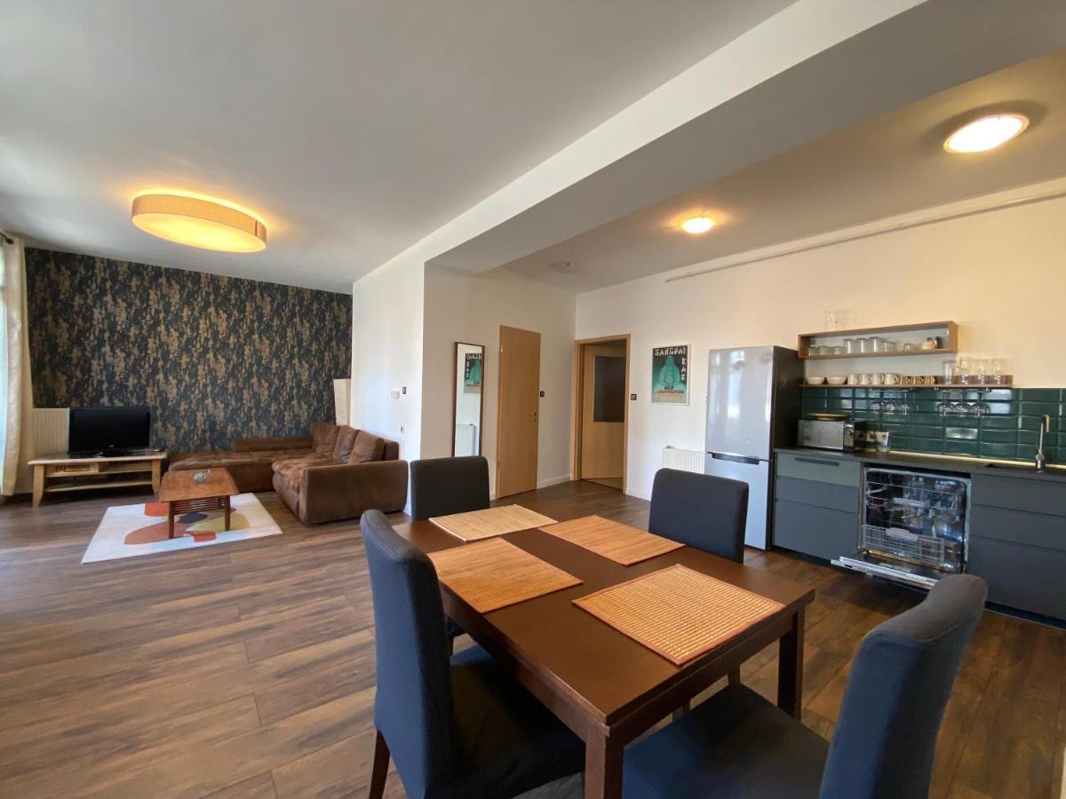 2 Bedroom 107 M2 Loft With Balcony Будапеща Екстериор снимка
