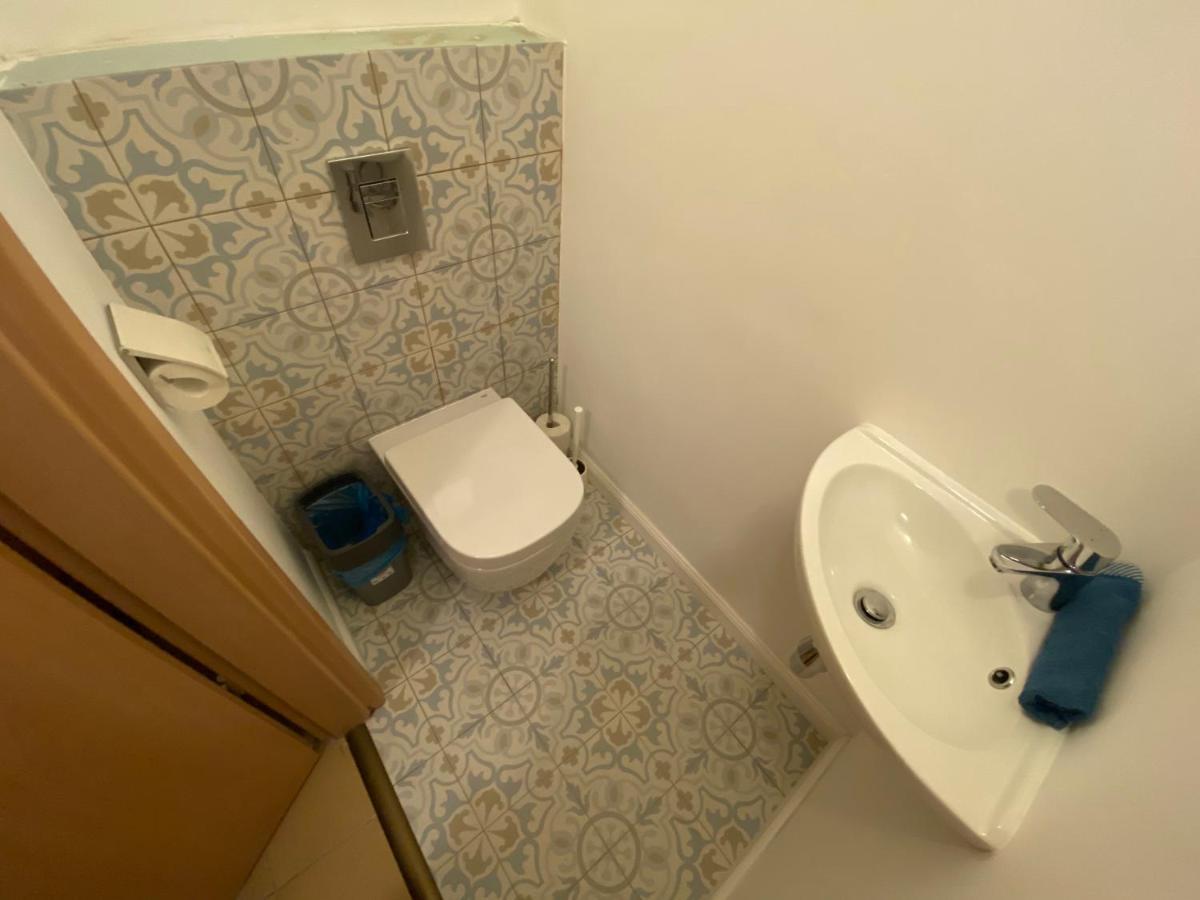 2 Bedroom 107 M2 Loft With Balcony Будапеща Екстериор снимка