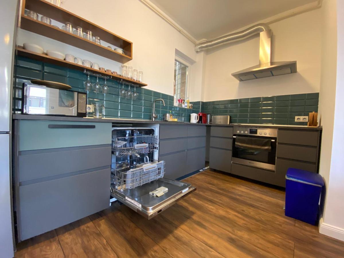 2 Bedroom 107 M2 Loft With Balcony Будапеща Екстериор снимка